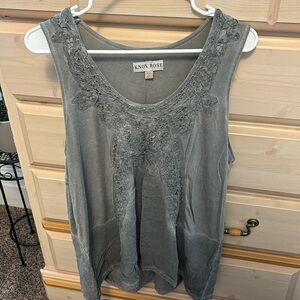 Size XXL Knox Rose (target) tank top